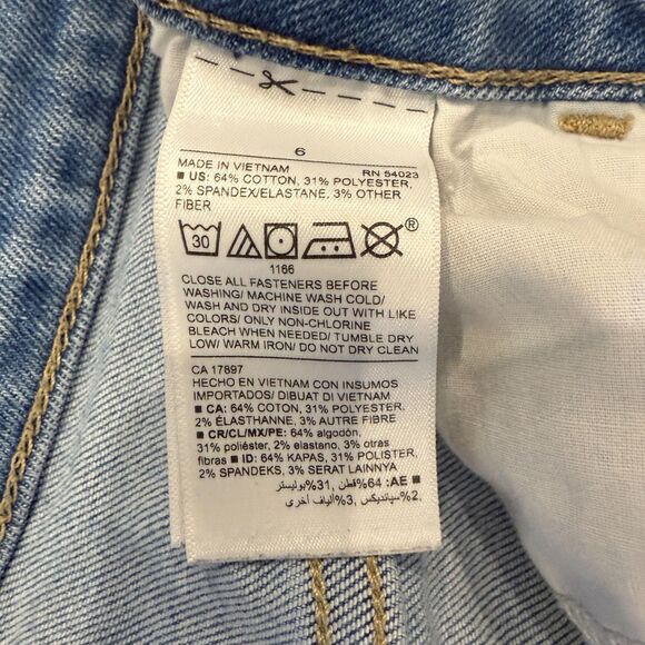 Old Navy Rockstar Super Skinny 360 Stretch Extra High-Rise Jeans - Size 6 - Picture 7 of 7